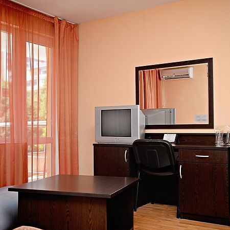 Family Art-Hotel Zora Vratsa Экстерьер фото