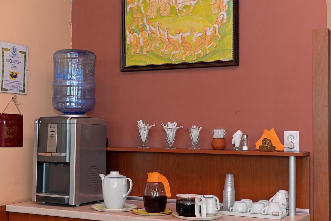 Family Art-Hotel Zora Vratsa Экстерьер фото